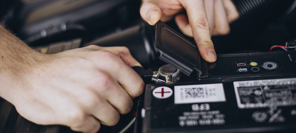 Imagem de destaque do post Lacerda Sistemas manutenção de baterias de nobreaks quando devo trocar