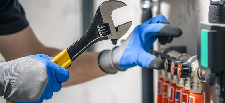 Manutenção Preventiva de nobreak industrial